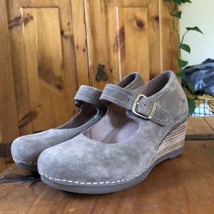 Suede dansko wedge